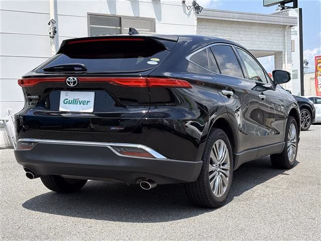 TOYOTA HARRIER