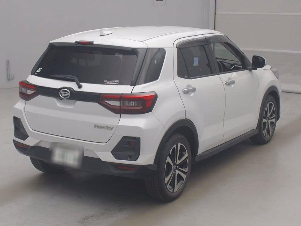 DAIHATSU ROCKY