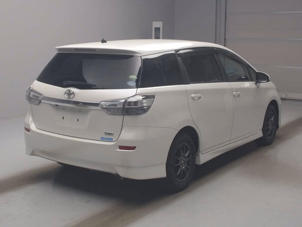 TOYOTA WISH