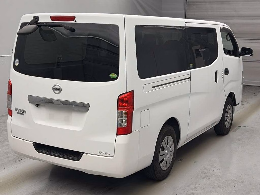 NISSAN NV350 CARAVAN