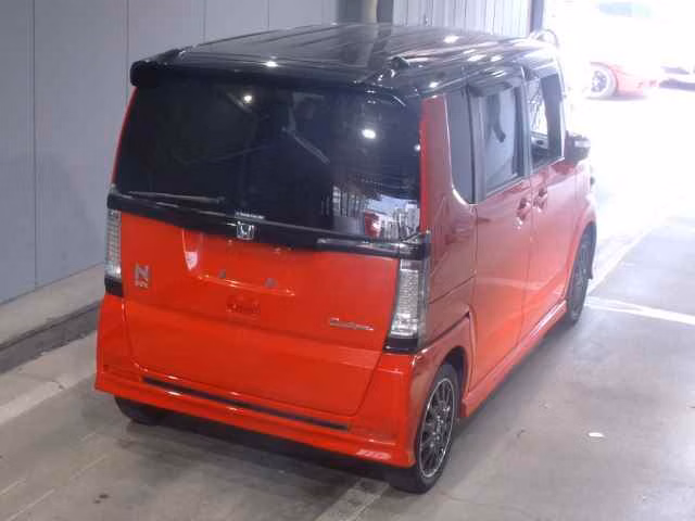 HONDA N-BOX