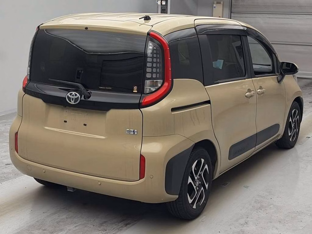 TOYOTA SIENTA