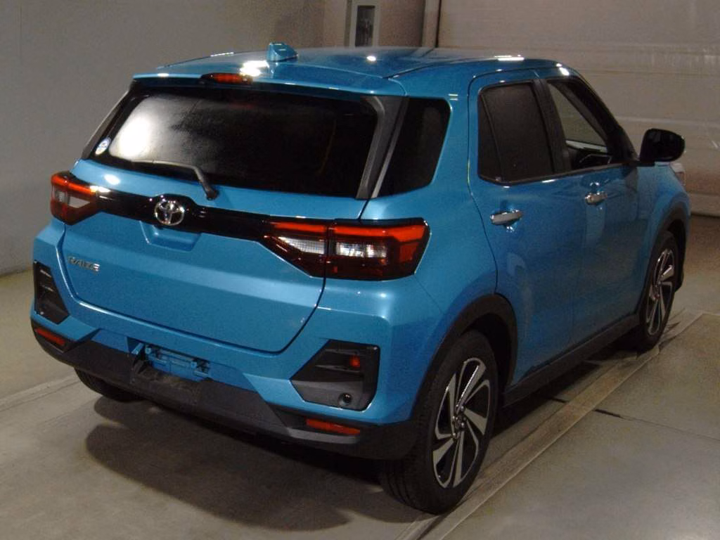TOYOTA RAIZE