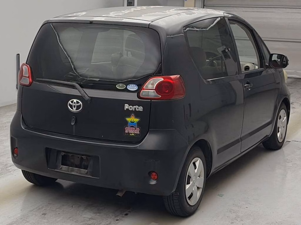TOYOTA PORTE