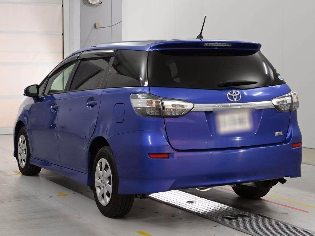 TOYOTA WISH