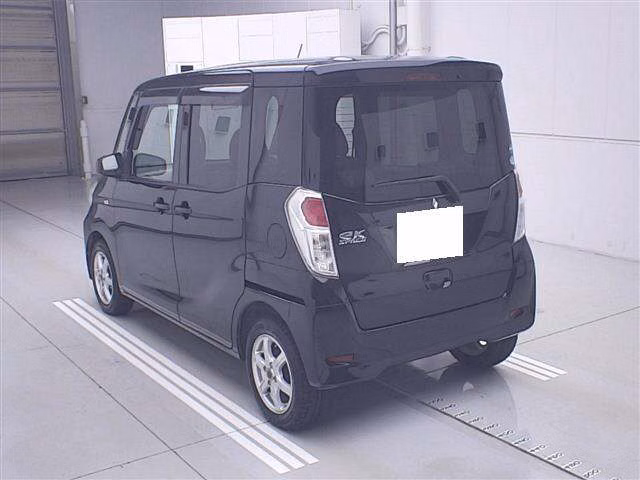 MITSUBISHI EK SPACE