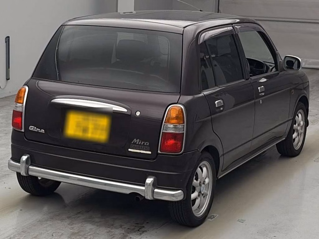 DAIHATSU MIRA GINO