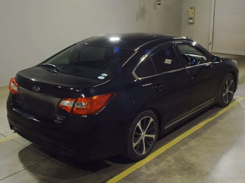 SUBARU LEGACY B4