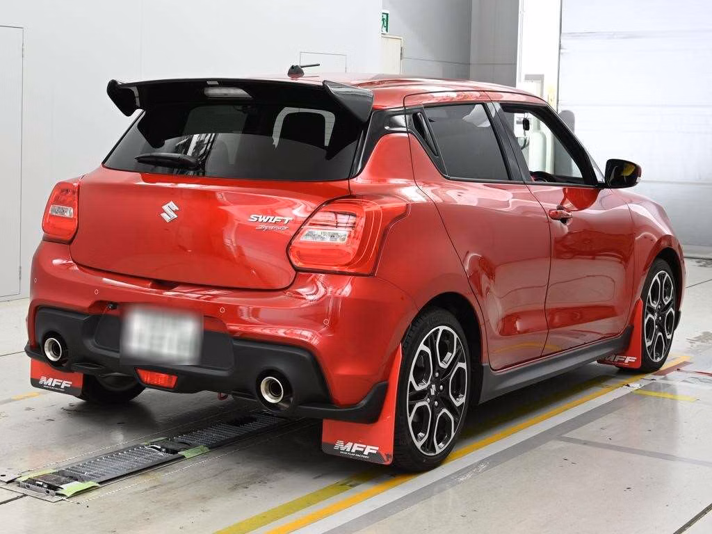 SUZUKI SWIFT