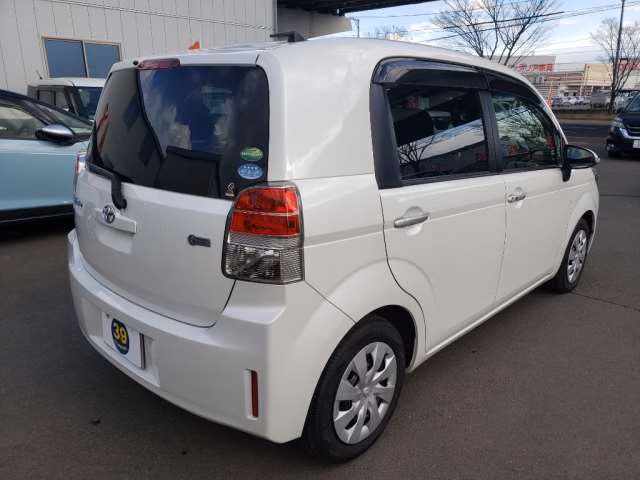 TOYOTA SPADE