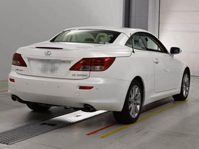 LEXUS IS250