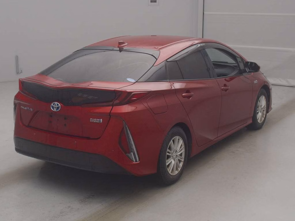 TOYOTA PRIUS PHV
