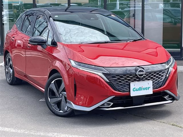 NISSAN AURA