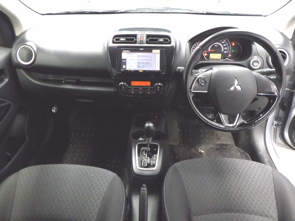 MITSUBISHI MIRAGE