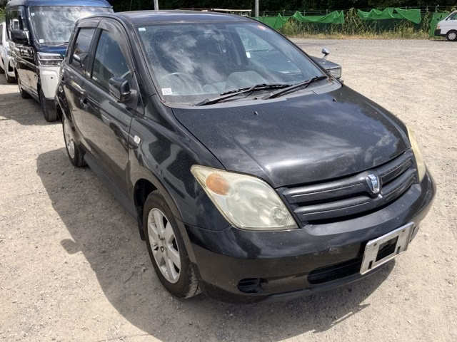 TOYOTA IST