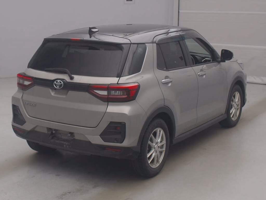 TOYOTA RAIZE