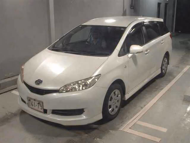 TOYOTA WISH