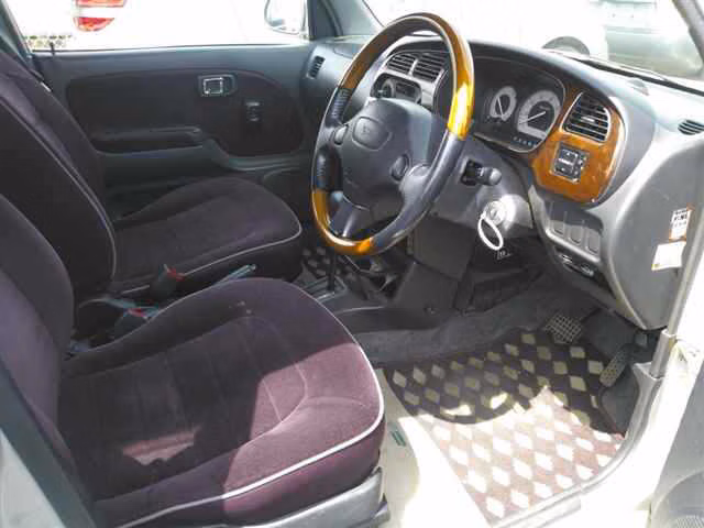 DAIHATSU MIRA GINO