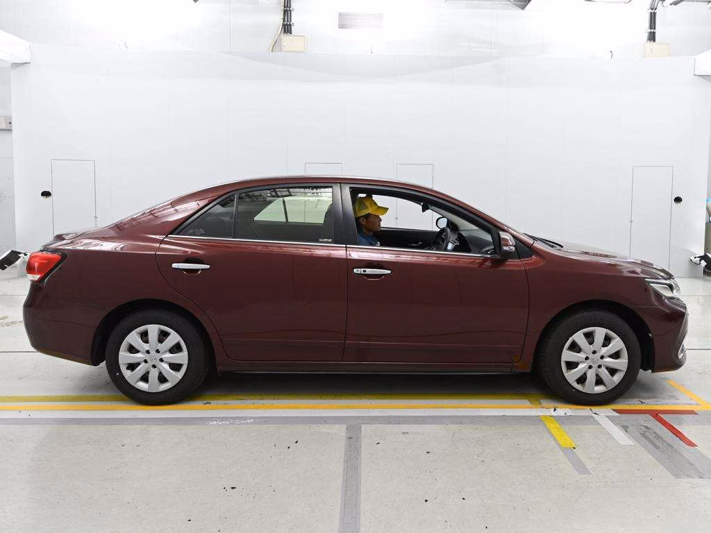 TOYOTA PREMIO