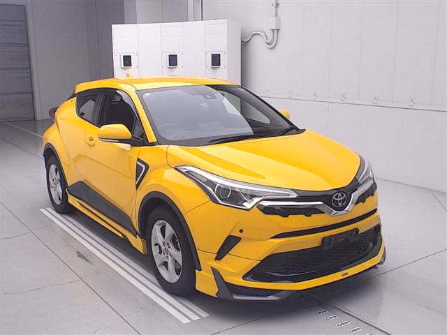 TOYOTA C-HR
