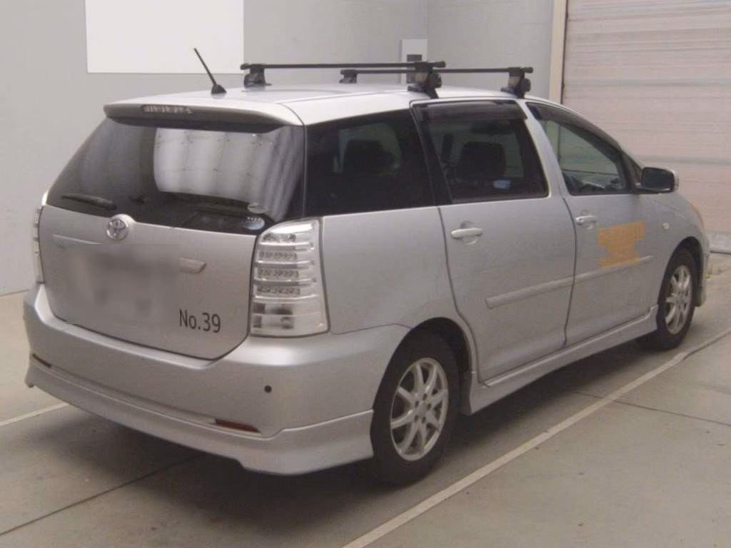 TOYOTA WISH