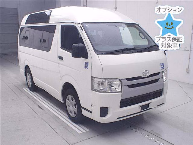TOYOTA REGIUS ACE
