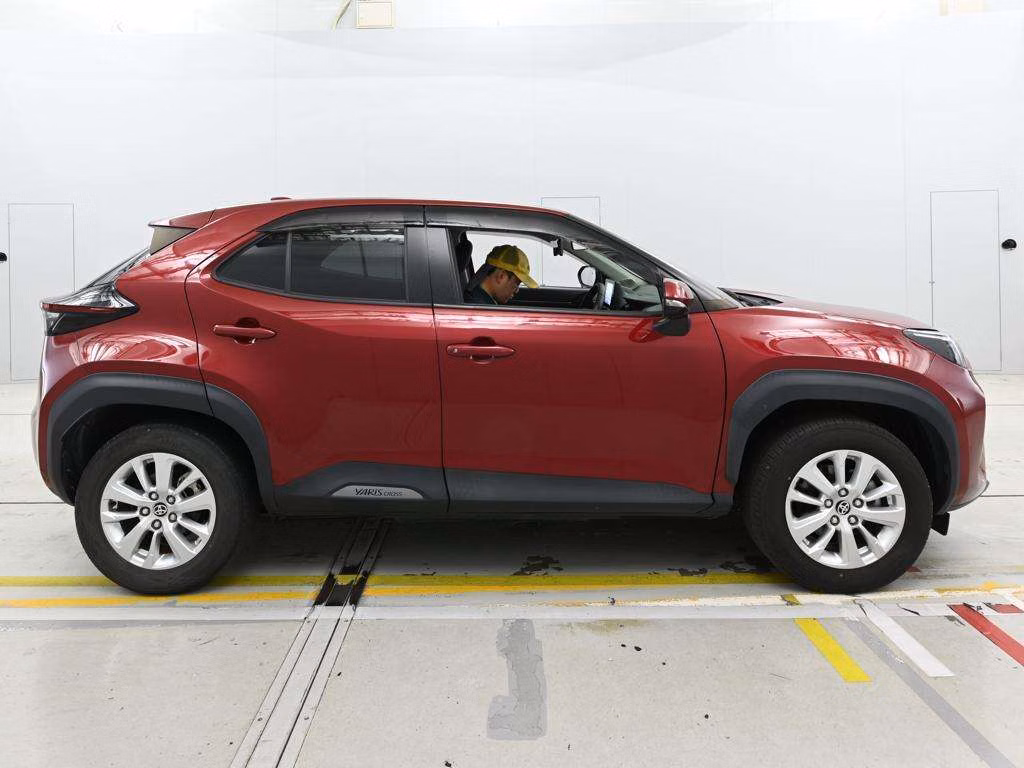 TOYOTA YARIS CROSS