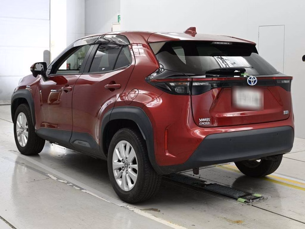 TOYOTA YARIS CROSS