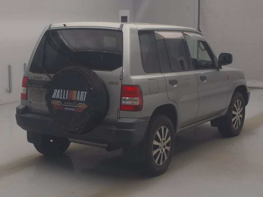 MITSUBISHI PAJERO IO