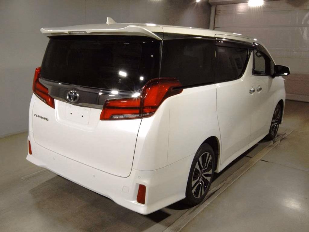 TOYOTA ALPHARD