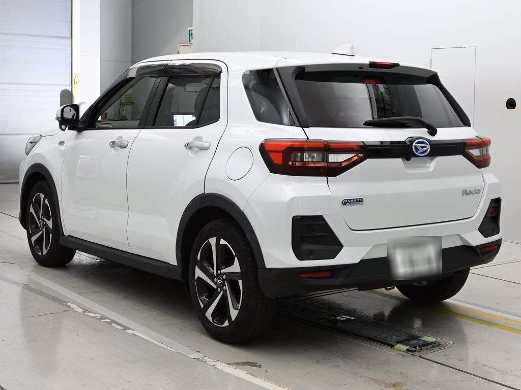 DAIHATSU ROCKY