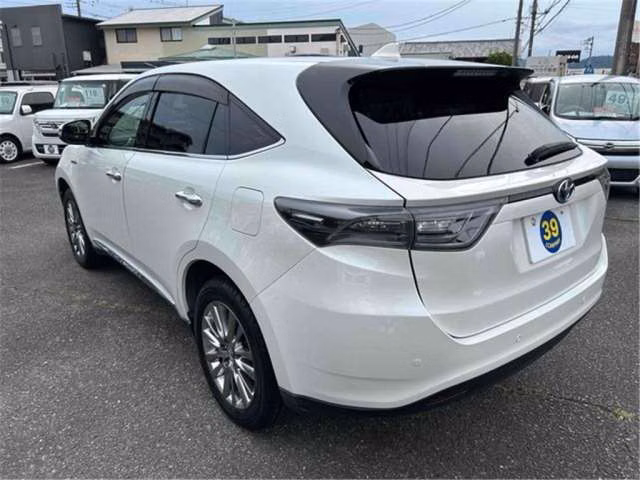 TOYOTA HARRIER