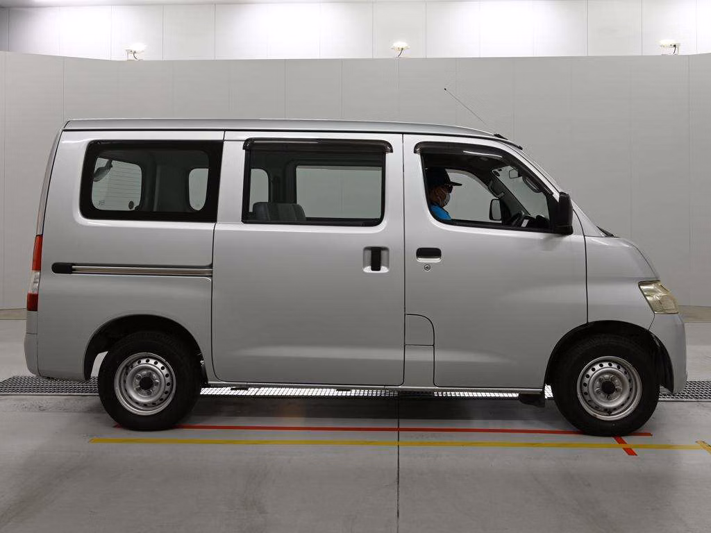TOYOTA LITE ACE