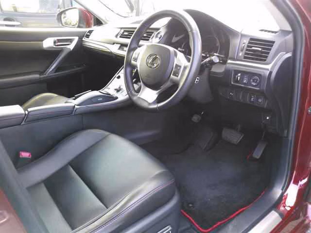 LEXUS CT200H