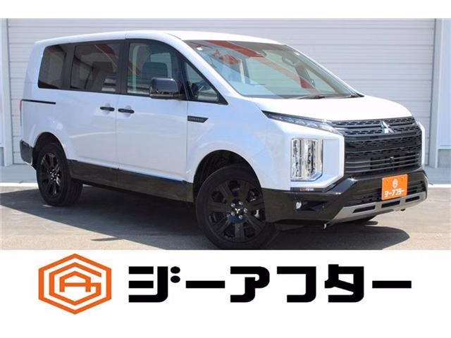 MITSUBISHI DELICA D:5