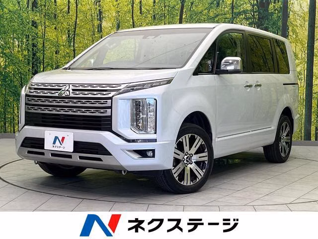 MITSUBISHI DELICA D:5