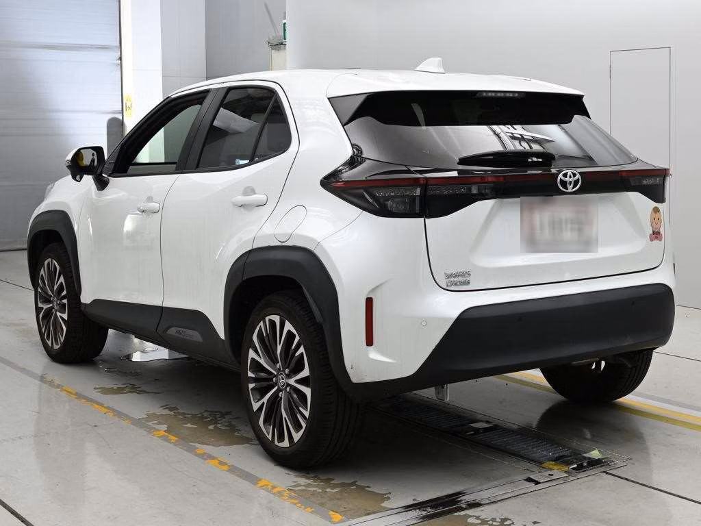 TOYOTA YARIS CROSS