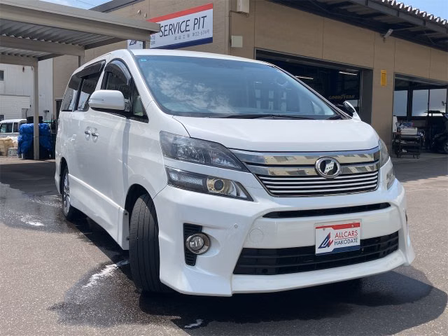 TOYOTA VELLFIRE