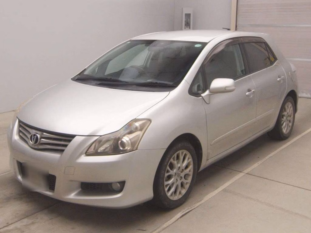 TOYOTA BLADE