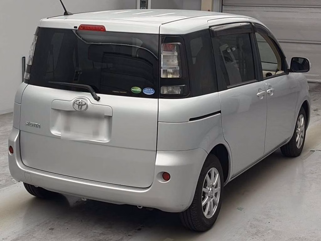 TOYOTA SIENTA
