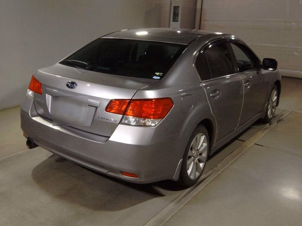 SUBARU LEGACY B4