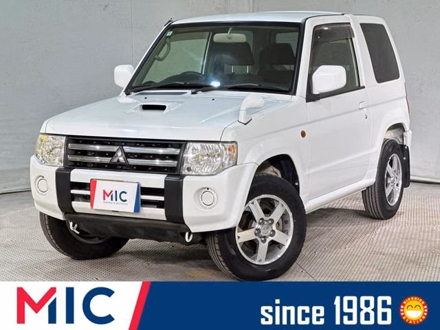 MITSUBISHI PAJERO MINI