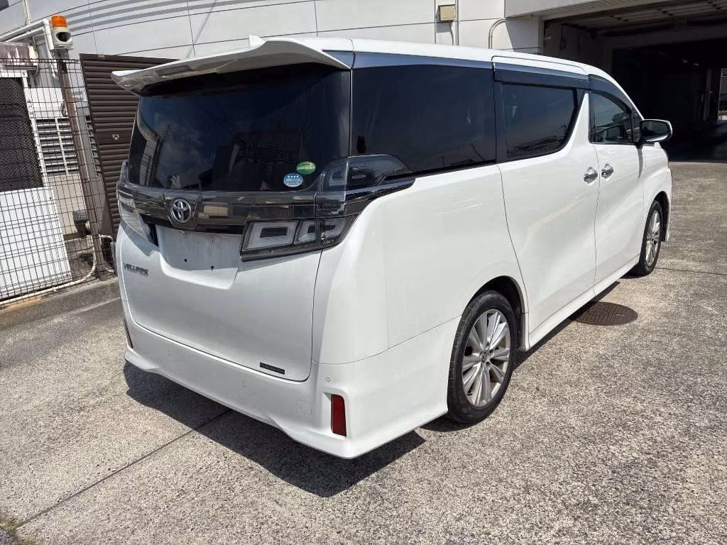 TOYOTA VELLFIRE