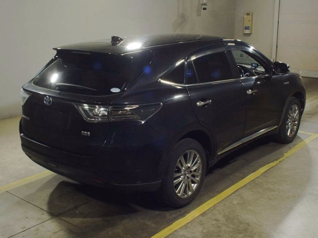 TOYOTA HARRIER