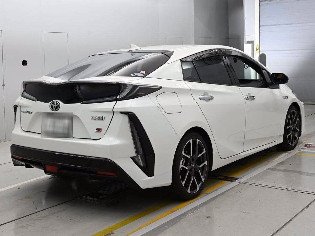 TOYOTA PRIUS PHV