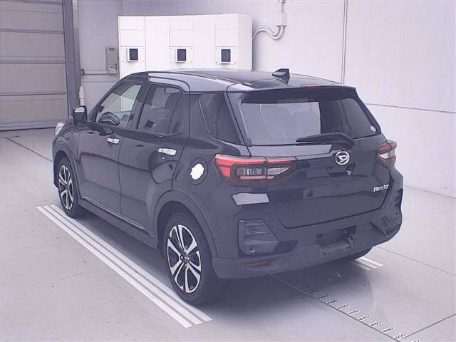 DAIHATSU ROCKY