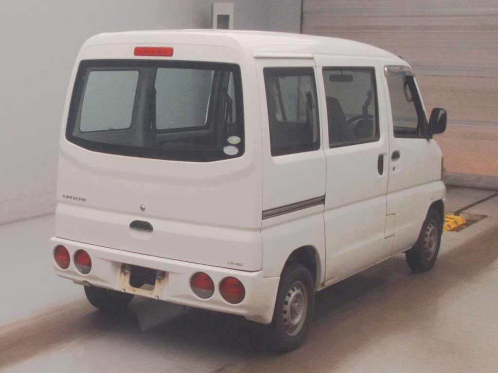 MITSUBISHI MINICAB