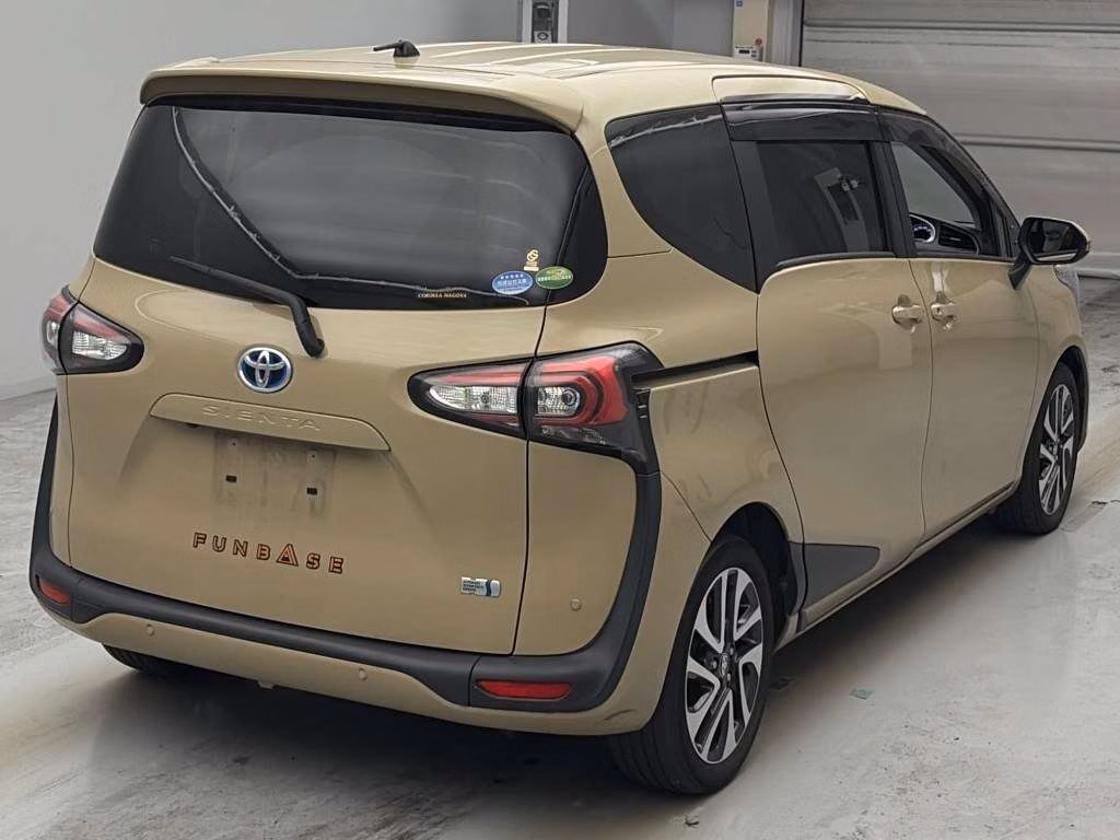 TOYOTA SIENTA