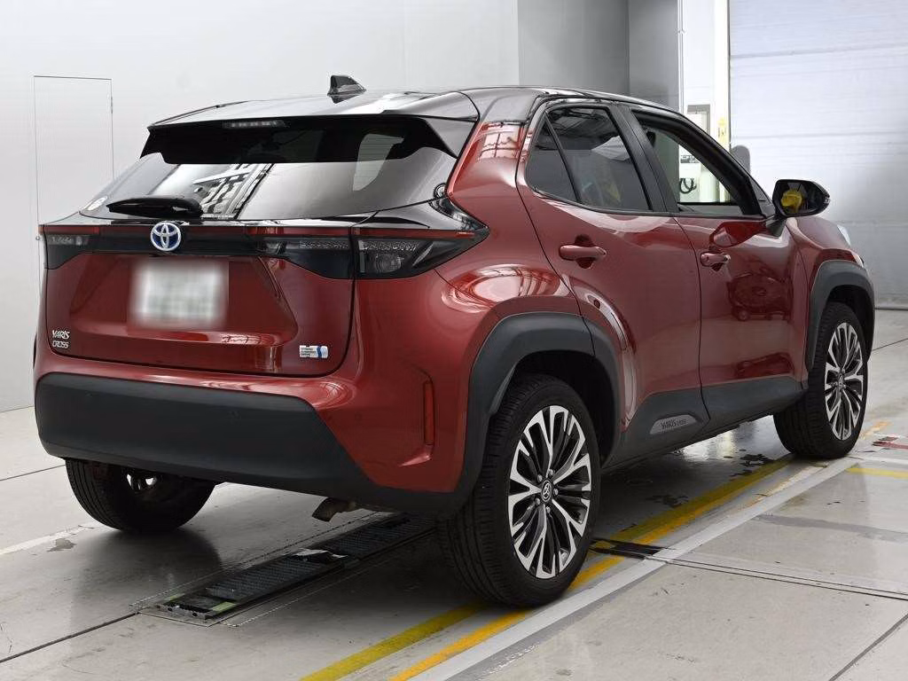 TOYOTA YARIS CROSS