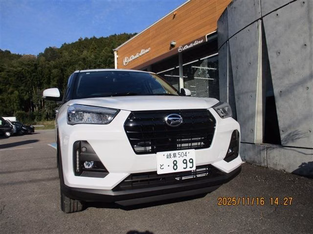 DAIHATSU ROCKY